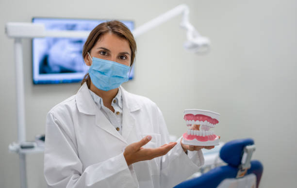 Best Emergency Tooth Extraction in Bermuda Dunes, CA